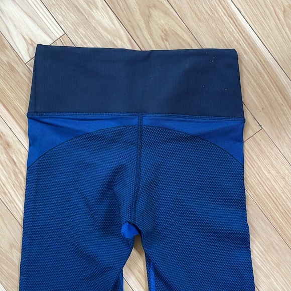 Athleta Blue Flurry Color-block Legging/Base layer tight size Small - Picture 6 of 7